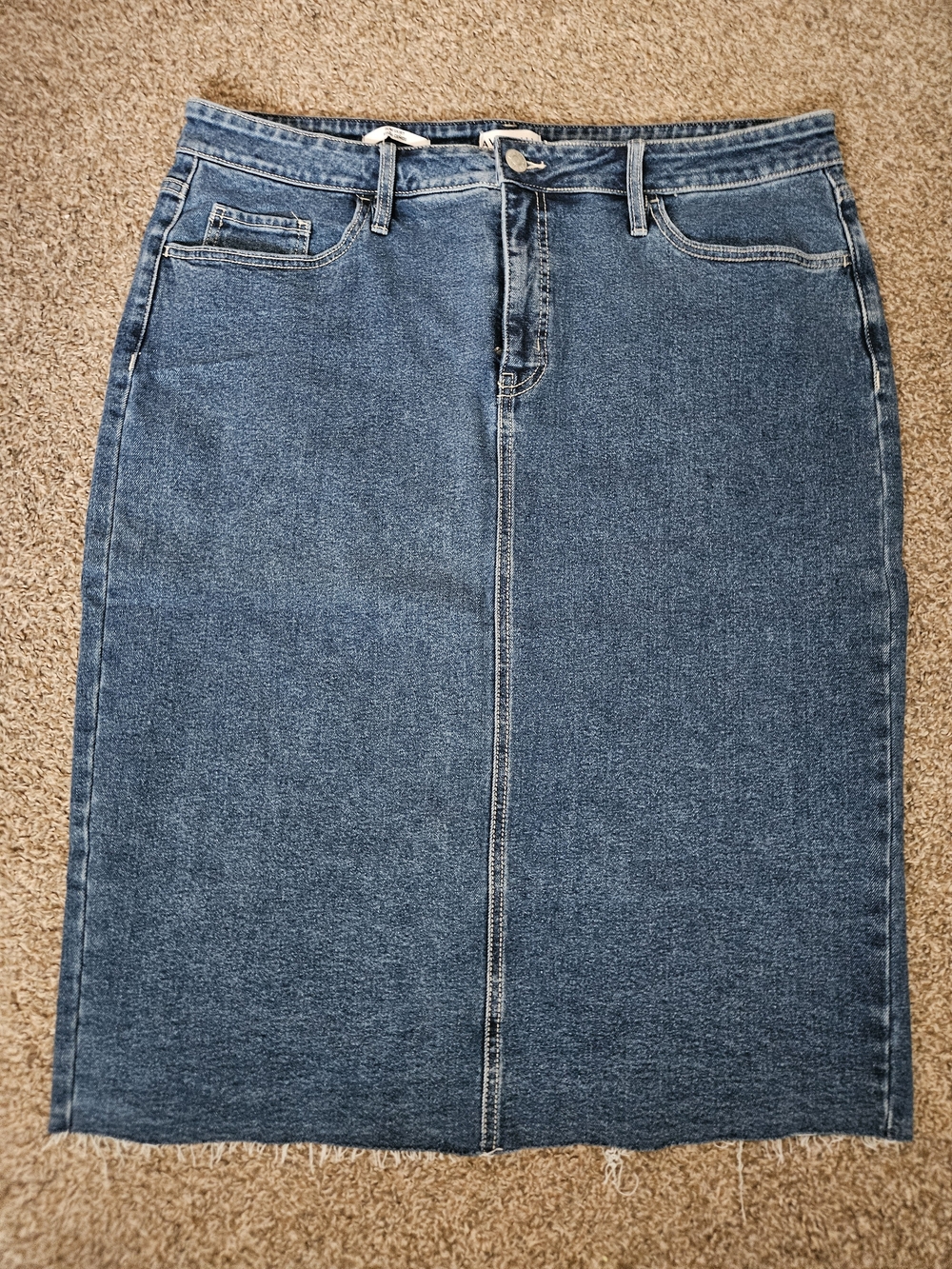 Ava & Viv Medium Blue Denim Pencil Skirt NWOT Size 17